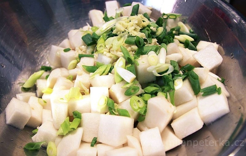 Právě si prohlížíte RECEPT DR. GUO LI BÍLÁ ŘEDKEV